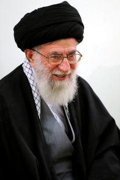 آیت الله سید علی خامنه‌ای