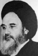 اصرار به تشکیل پرونده قضایی در دادگستری برای امام خمینی