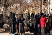 توزیع گذرنامه برای دانشجویان افغان در ایران از سر گرفته می‌شود