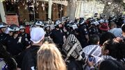 گزارش تصویری | حمله پلیس آمریکا به تظاهرکنندگان حامی فلسطین در نیویورک