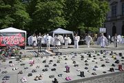 گزارش تصویری | به نمایش گذاشتن هزاران جفت کفش در شهر «برلین» به یاد کودکان غزه