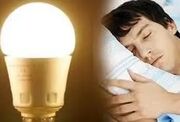خوابیدن با چراغ روشن چه چه مشکلاتی برای بدن ایجاد می‌کند؟