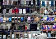 آشفتگی در بازار موبایل با سیاست‌های غلط ارزی