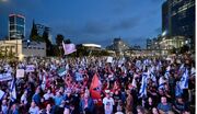 تظاهرات هزاران اسرائیلی در مقابل کنست برای برکناری نتانیاهو و برگزاری انتخابات زودهنگام