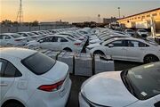 همکاری دستگاه قضا برای ترخیص ۲۵۰۰ خودرو از بندر شهید باهنر
