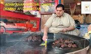 غذای مشهور خیابانی در افغانستان ؛ پخت چاپلی کباب به سبک آدم خان (فیلم)