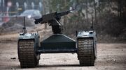 ربات سربازهای ارتش اوکراین؛ از مین گذاری و شلیک تا جابه‌جایی مجروحان (فیلم)