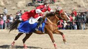 اسب سواری در دشت های زیبای قزاقستان(فیلم)