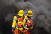 آتش سوزی گسترده در نمایشگاه پوشاک در مصر (فیلم)