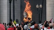 سوزاندن مجسمه نتانیاهو در نزدیکی کنگره آمریکا (فیلم)