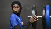حجاب، مانع حضور ورزشکار فرانسوی در مراسم افتتاحیه المپیک؛ تقابل ورزش و سیاست