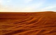 تصاویری خیره‌کننده از رنگ‌خاص صحرای‌عربستان