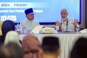 یوسف اسلام برای حمایت از کودکان فقیر با قطار صلح به مالزی می رود