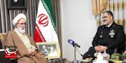 دیدار فرمانده نیروی دریایی ارتش با نماینده ولی‌فقیه در استان کرمانشاه