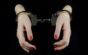 بازداشت زن آرایشگر به دلیل تبلیغ کودک همسری