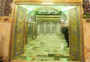 رونمایی از درب طلای حرم امام رضا(ع) در دهه کرامت