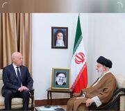 رهبر انقلاب: همدلی‌های کنونی میان ایران و تونس باید تبدیل به همکاری‌های میدانی‌ شود