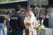 نورافکن پلیس روی برهنگیِ فرهنگی / توپ در زمین برهنگان است