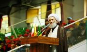 ملت ایران پای انقلاب اسلامی ایستاده است