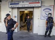 بازداشت ۱۱ نفر در مستعمره ملتهب فرانسه یک ماه پس از آغاز شور... -