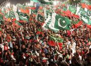 دولت پاکستان فعالیت حزب عمران خان را ممنوع می‌کند - اکونیوز