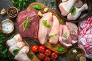 قیمت مرغ بالا رفت/ آخرین قیمت گوشت گوساله در بازار/ بوقلمون چند شد؟