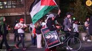 (تصاویر) تظاهرات حمایت از غزه روی پل منهتن نیویورک