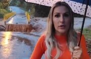 (ویدئو) سیل پل پشت خانم شهردار را تخریب کرد