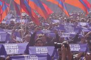 تظاهرات اعتراضی در ایروان علیه واگذاری روستا‌ها به باکو