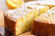 کیک ماست و لیمو، یک عصرانه خوشمزه و معطر بهاری