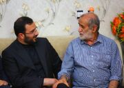 حضور جانشین وزیر فرهنگ در منزل پدر شهیدان حاجی بابایی