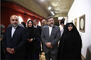 بازدید وزیر فرهنگ از نمایشگاه آثار قرآنی  فرهنگسرای نیاوران | وزارت فرهنگ و ارشاد اسلامی