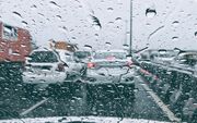 بارش باران در جاده‌های ۲۰ استان | ترافیک سنگین در جاده‌های منتهی به شمال
