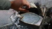خانه‌ای در رفسنجان کاملا سوخت اما قرآن‌ها سالم ماندند + عکس