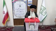 آیت الله حسینی بوشهری در دور دوم انتخابات شرکت کرد + فیلم و عکس