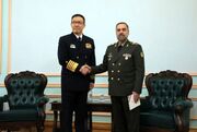 وزرای دفاع ایران و چین با یکدیگر دیدار کردند