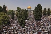 اقامه نماز جمعه مسجد الاقصی با حضور 25 هزار فلسطینی