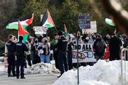 معترضان به جنگ غزه در ویرجینیا : بایدن شرمت باد