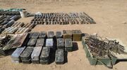 کشف یک انبار تجهیزات داعش در غرب عراق