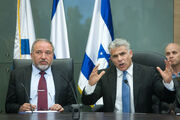 رهبران اپوزیسیون برای براندازی کابینه نتانیاهو نشست برگزار می‌کنند