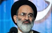 اندیشه انقلابی امام خمینی (ره) مرزها را شکست و مغزها را فتح کرد
