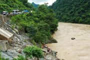 رانش زمین در نپال؛ دست‌کم ۶۳ نفر ناپدید شدند