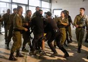 مقامات اسرائیل درباره یورش صهیونیست‌ها به پادگان نظامی «بیت لید» چه گفتند؟