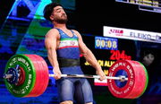 وزنه‌بردار المپیکی ایران در محاصره رقیبان گردن کلفت