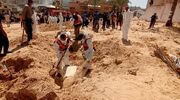 جنایات هولناک اشغالگران؛ احتمال وجود ۷۰۰ شهید در گورهای جمعی و اجساد بدون سر در خان یونس