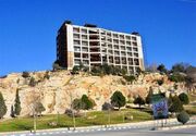 برداشته شدن سدهای صخره‌ای هتل صخره‌ای