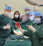 جراحی تومور ۱۴ سانتی از کلیه کودک ۲ ساله بندرعباسی