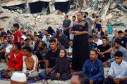مردم غزه نماز عید قربان را در میان ویرانه‌ها خواندند