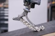 یک پای مصنوعی مشابه پای واقعی انسان ساخته شد + فیلم