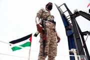 فرمانده دفاع ساحلی یمن: تا زمان توقف جنگ غزه به عملیات خود ادامه می‌دهیم
